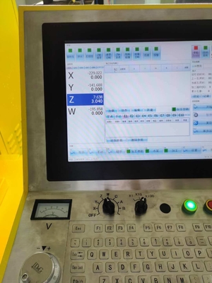 704C Πολυάξονα μηχανή CNC EDM για τρυπήσεις μικρών οπών για εφαρμογές τρυπών μετάλλων