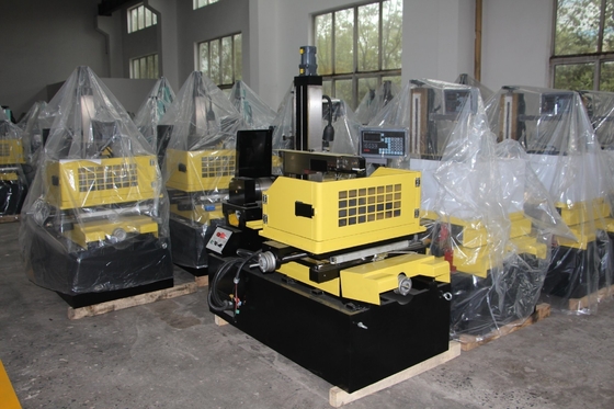 Ηλεκτρονική συσκευή CNC με θραύση EDM450h με λειτουργία επιφάνειας καθρέφτη