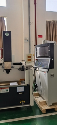 Ηλεκτρονική μηχανή EDM CNC Mirror Die Sinker Machine RAM τύπου EDM1260h για επεξεργασία υψηλής ακρίβειας