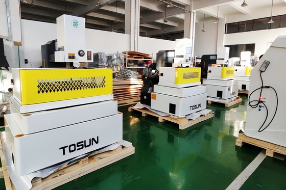 Αυτοματοποιημένη CNC κάθετη φρένα Vmc650 με σύστημα ελέγχου Fanuc