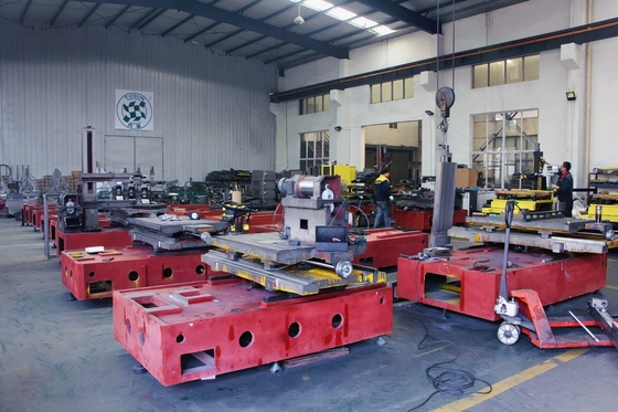 Προσαρμογή CNC Vertical Milling Machine Vm540 με σύστημα ελέγχου Fanuc