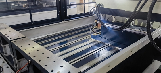DK77120C Σερβοκινητήρας Μολυβδανίου Wire Cut EDM με 60 βαθμούς κοπή